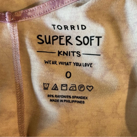 Torrid Super Soft V-Neck Handkerchief Cami. SZ:0. Purple Tie-Die. - Picture 10 of 14